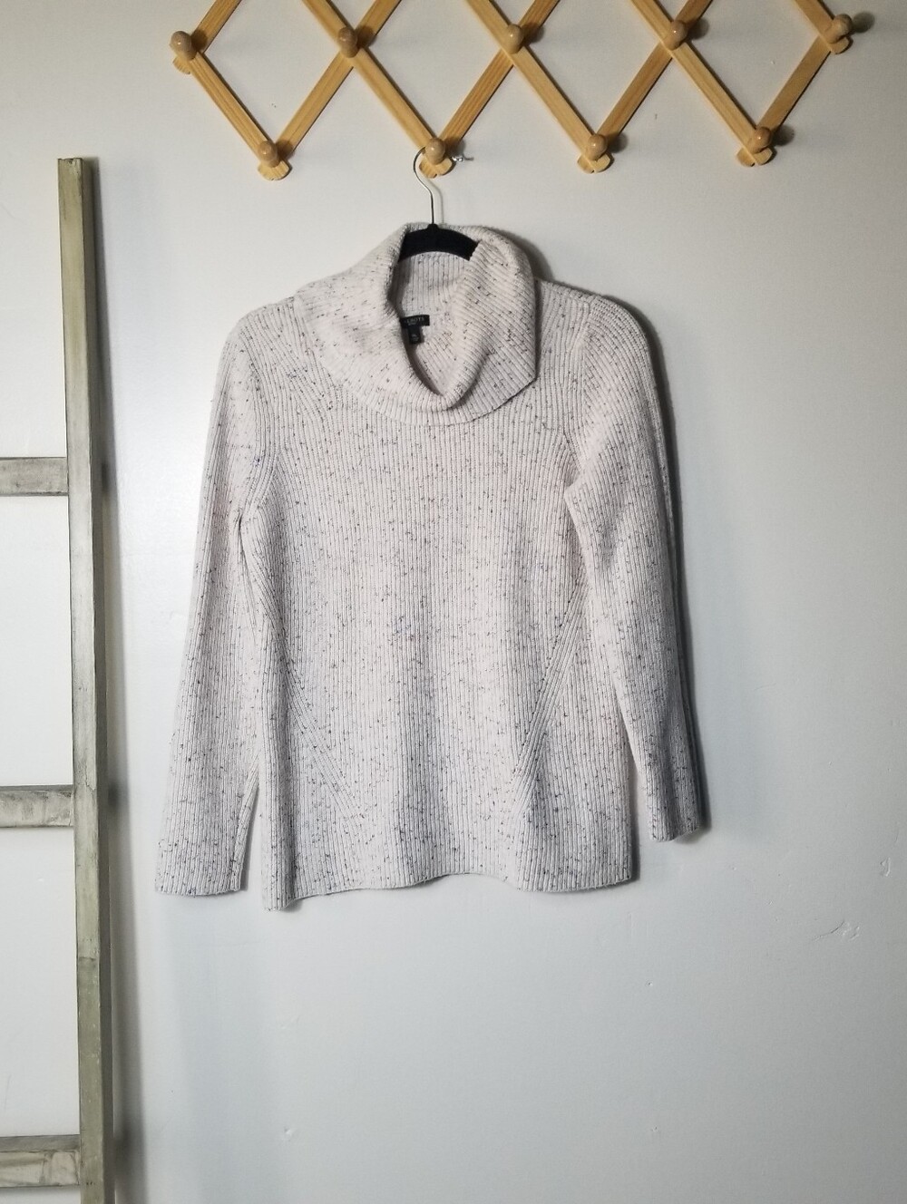 TALBOTS WOMEN'S CREAM SPECKLED COWL NECK SWEATER SIZE MEDIUM PETITE